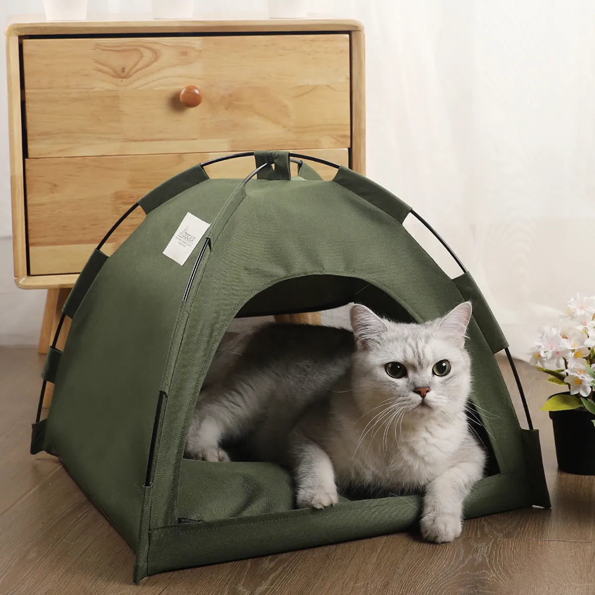 Warm Pet Tent Bed with Cushions